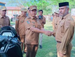 Bupati Muna Barat Serahkan Kendaraan Operasional Kepada 81 Kepala Desa